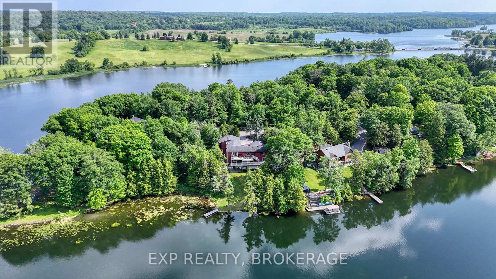 5525 Rideau Rd, South Frontenac, ON K0H 1H0