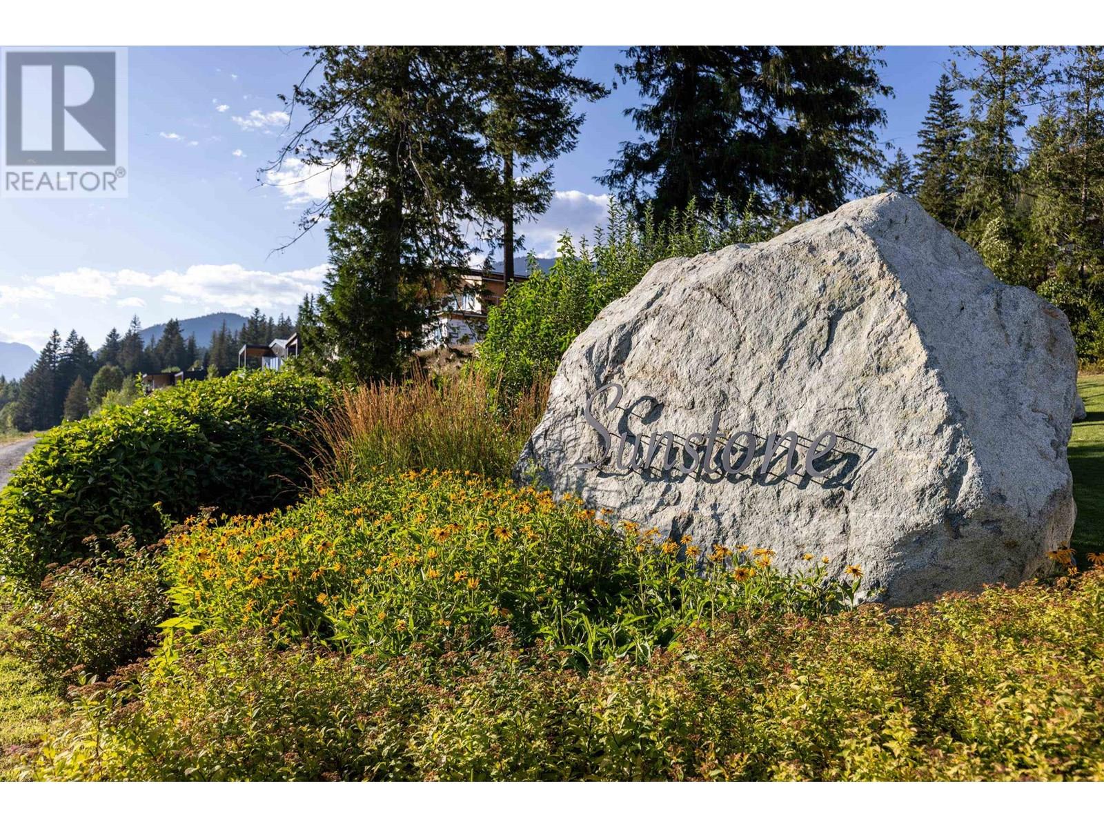7634 Seven Oclock Dr, Pemberton, BC V0N 2L3