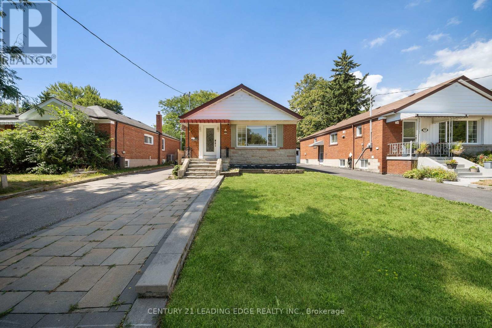 88 Canlish Rd, Toronto, ON M1P 1S9