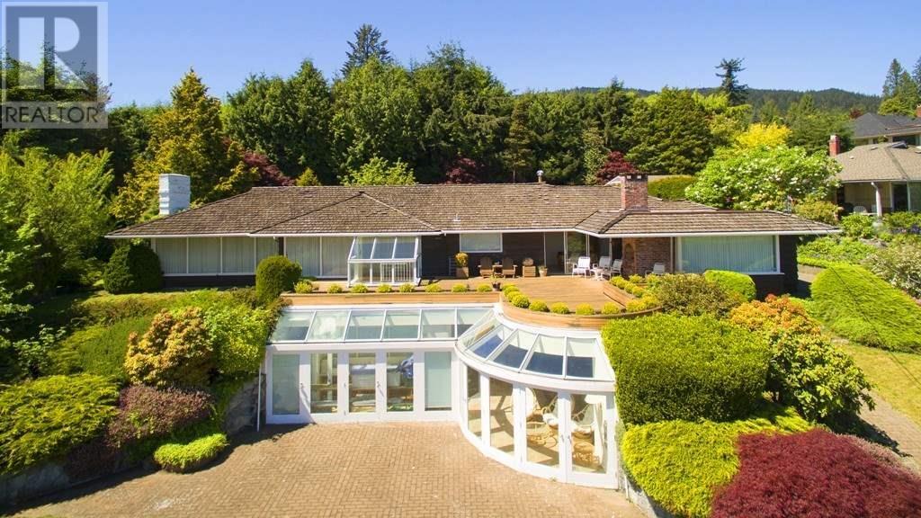 875 Eyremount Dr, West Vancouver, BC V7S 2B2