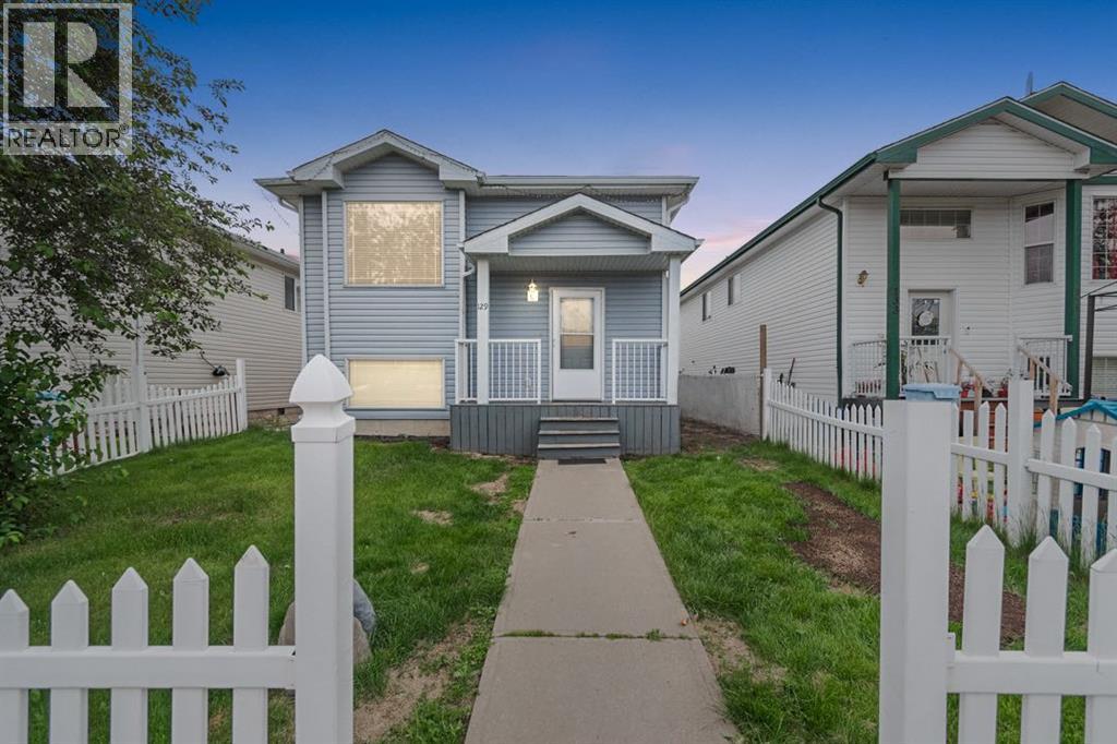 129 Lightbown Way, Fort Mcmurray, AB T9K 2R1