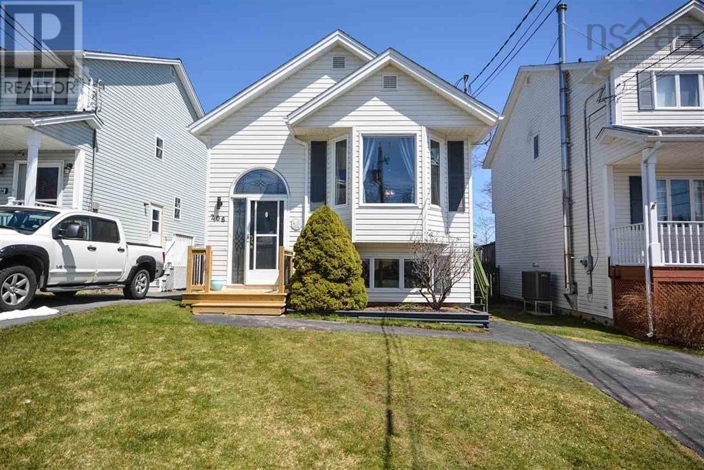 206 Charles Rd, Timberlea, NS B3T 1P1