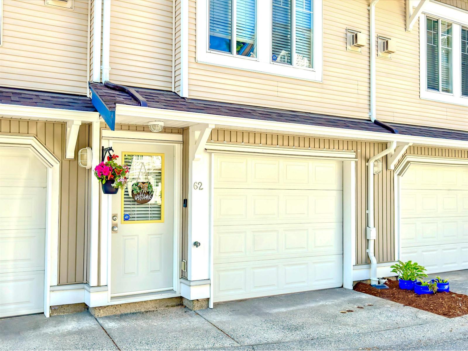 6533 121 Street Unit 62, Surrey, BC V3W 1M5