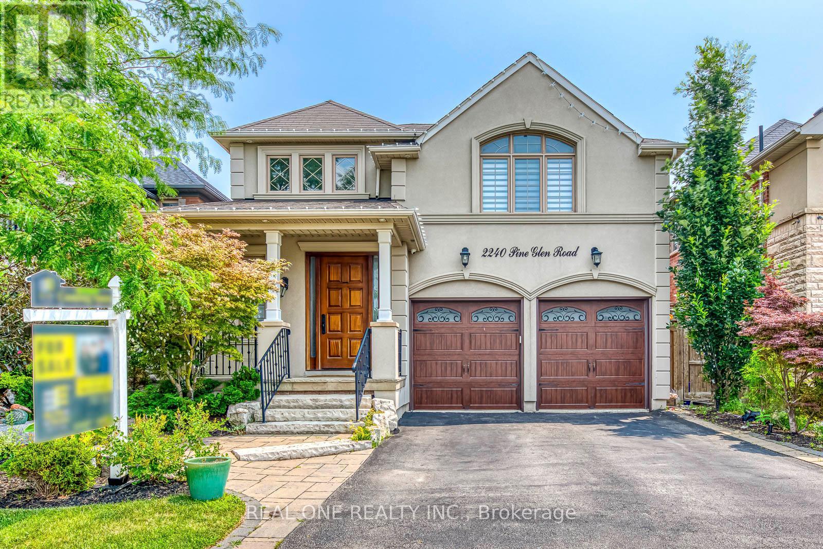 2240 Pine Glen Rd, Oakville, ON L6M 0G5
