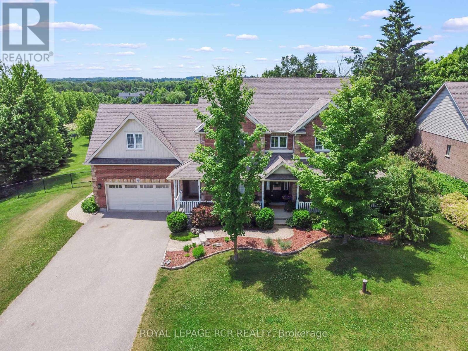 8 Madill Dr, Mono, ON L9W 6G3