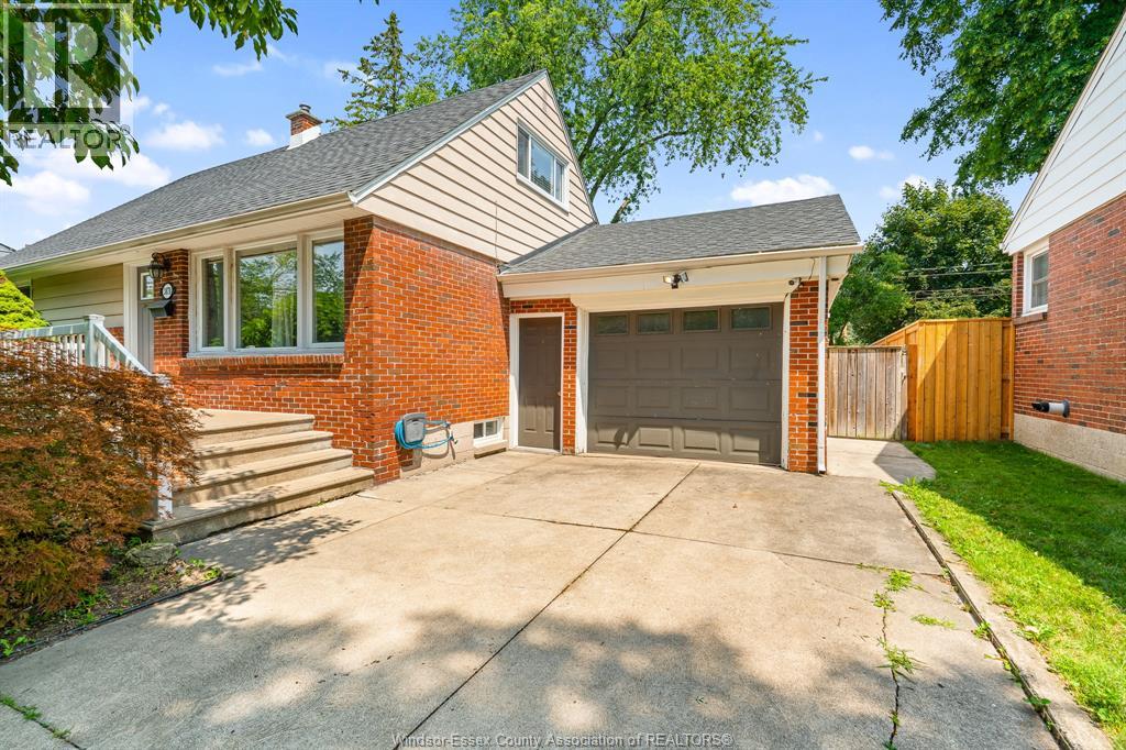 3070 Dandurand, Windsor, ON N9E 2E6