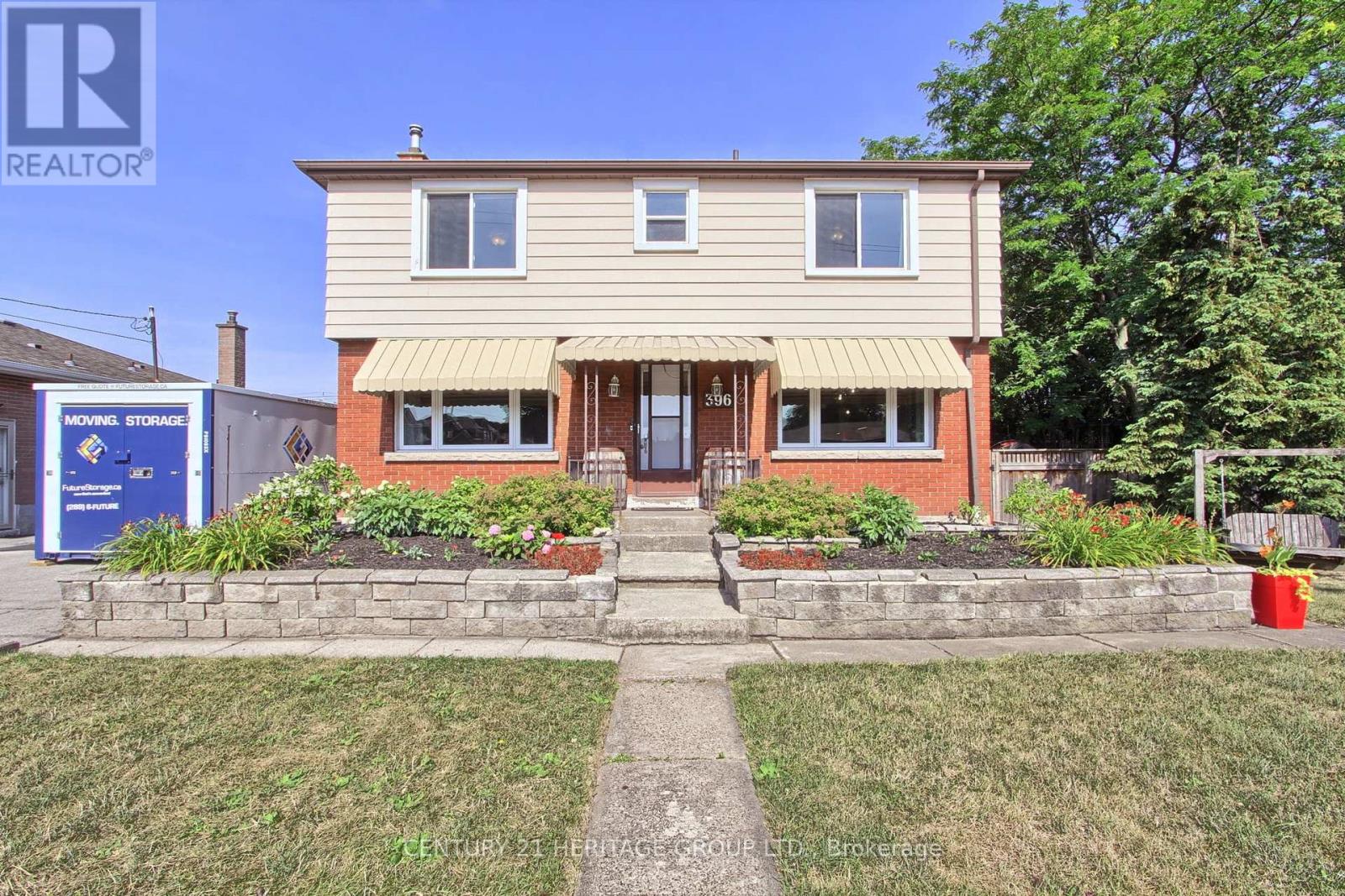 396 E 16th St, Hamilton, ON L9A 4K5
