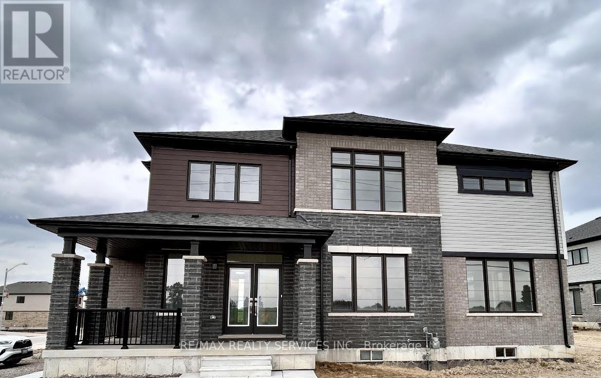 2 Stanley Ave, Haldimand, ON N3W 0J8