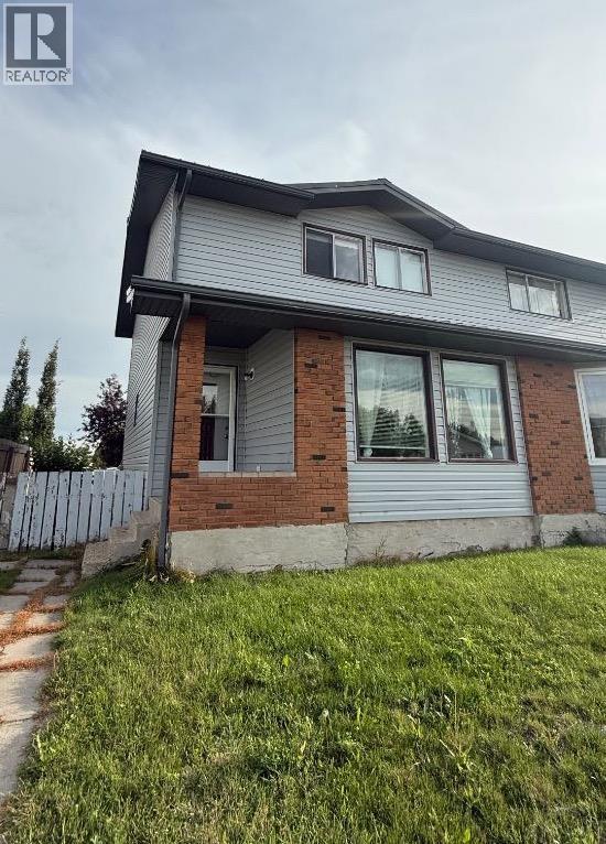 109 Winkler Dr, Hanna, AB T0J 1P0
