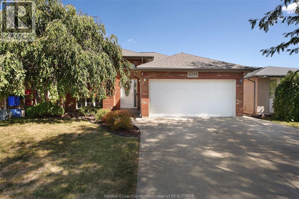 4254 Centurion Ave, Windsor, ON N9G 2V9