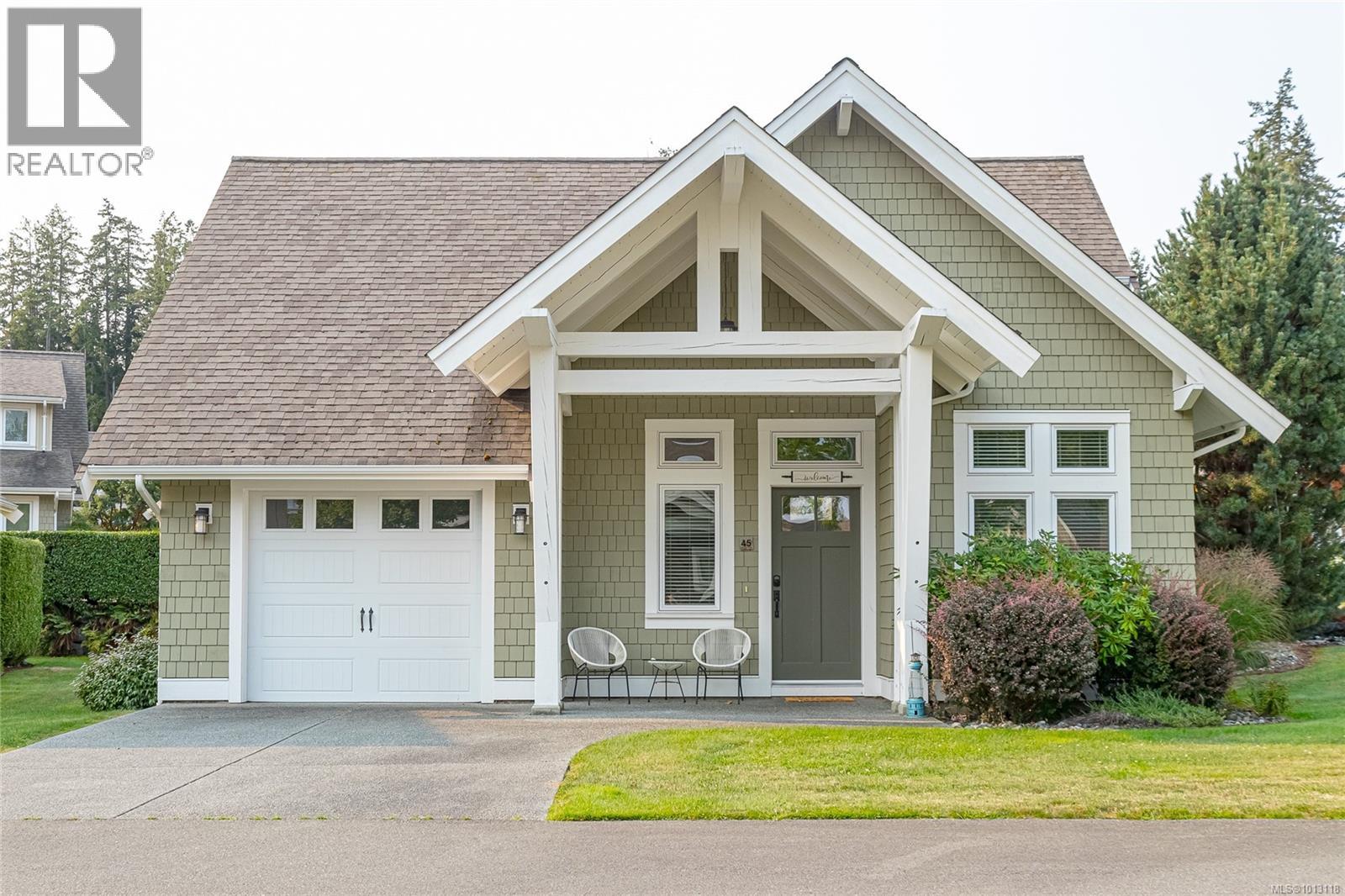 5251 Island Hwy W Unit 45 Hwy, Qualicum Beach, BC V9K 2C1