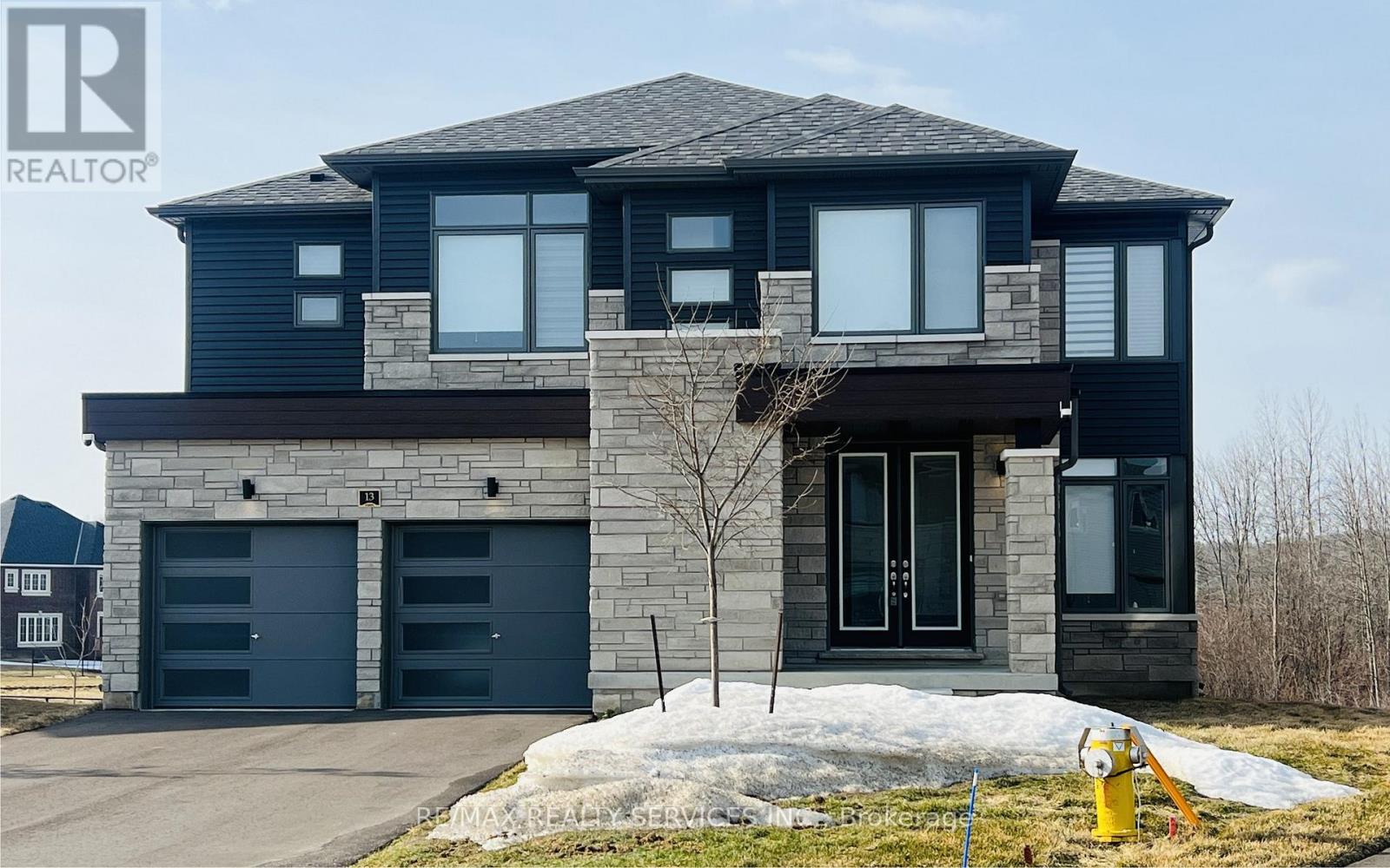 13 Del Ray Cres, Wasaga Beach, ON L9Z 0N7