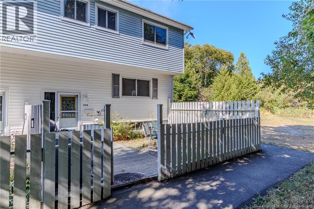 320 Tartan St, Saint John, NB E2K 2R7