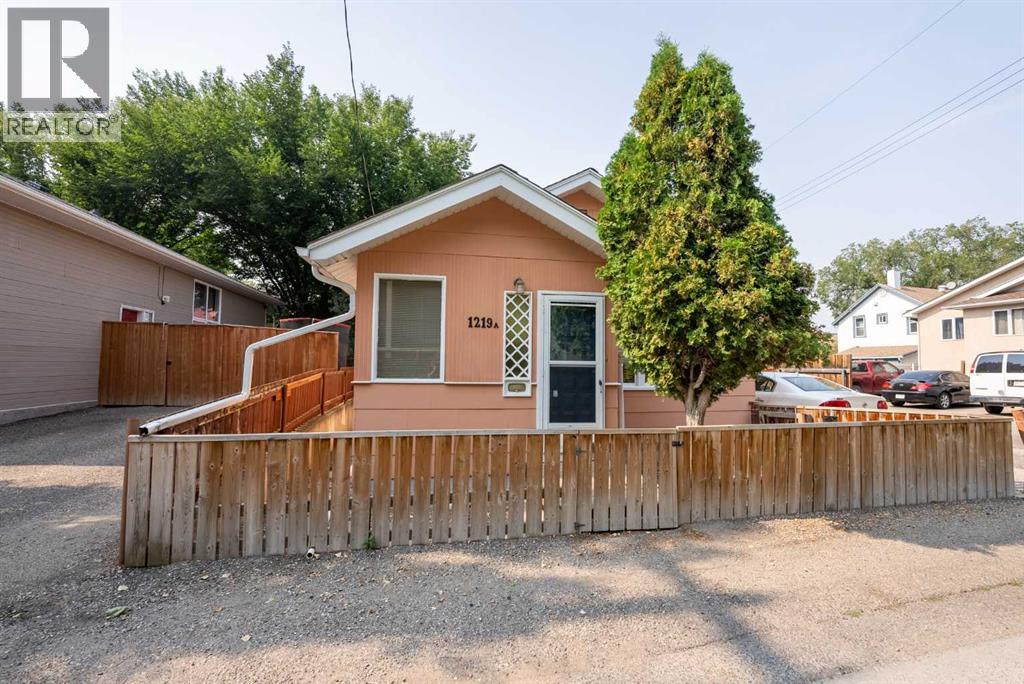 4 Avenue S Unit 1221, Lethbridge, AB T1J 0P9
