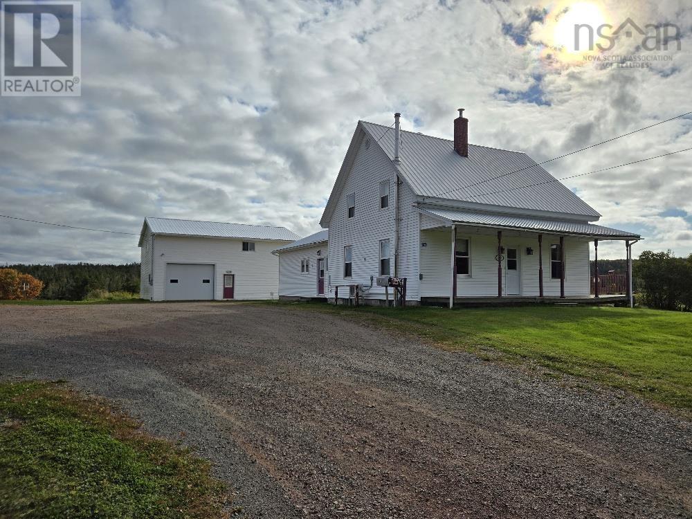 270 Fraser Rd, Harmony, NS B6L 3K8