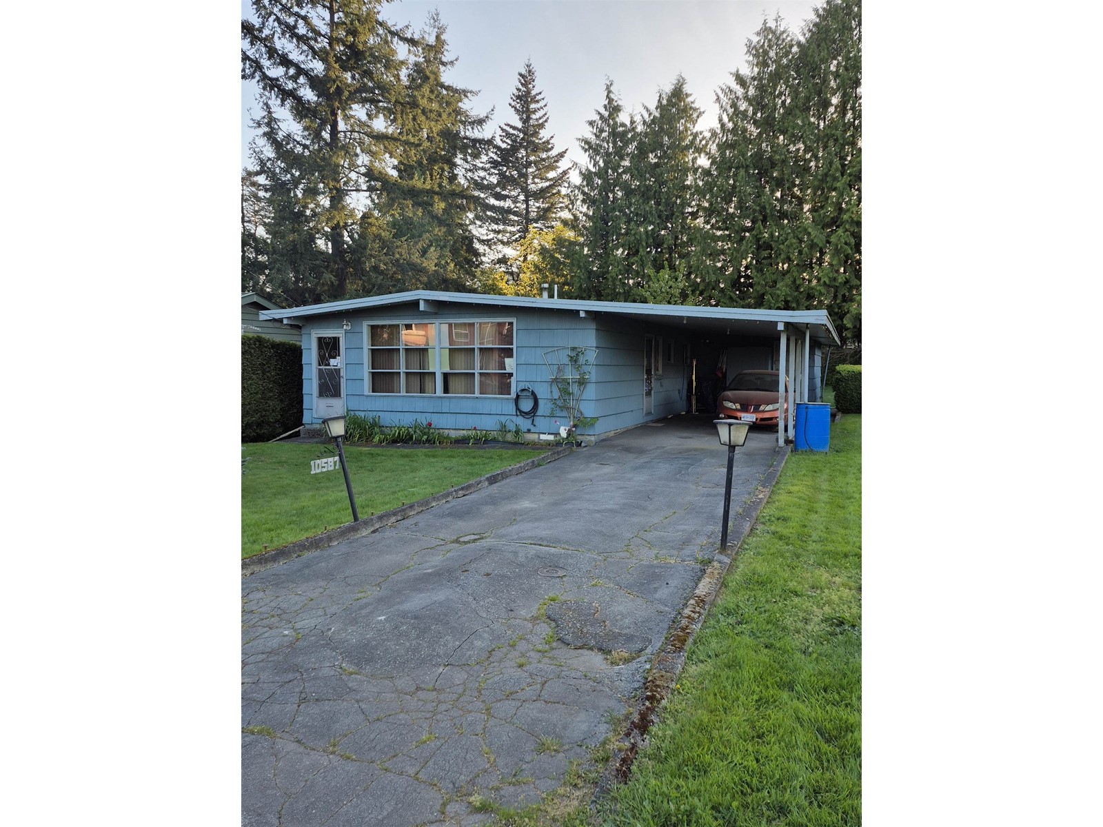 138 Street Unit 10587 #a, Surrey, BC V3T 4L2