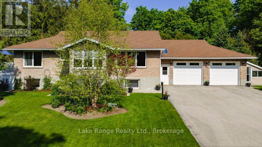 201 Shadywood Cres, Huron-Kinloss, ON N0G 2R0