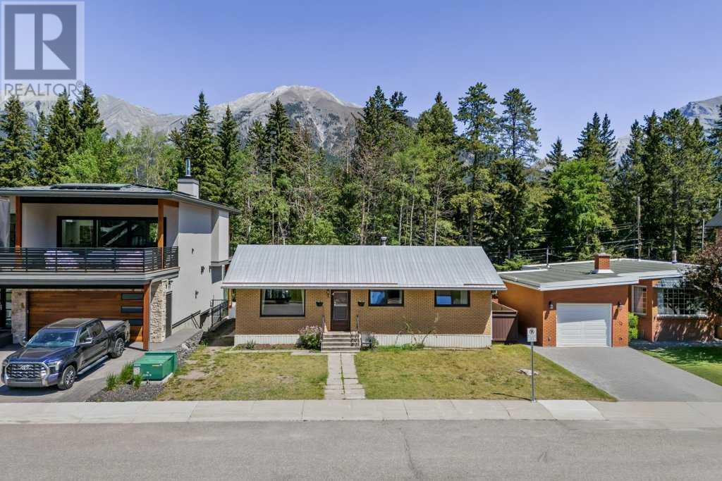 4 Mount Rundle Pl, Canmore, AB T1W 1Z1