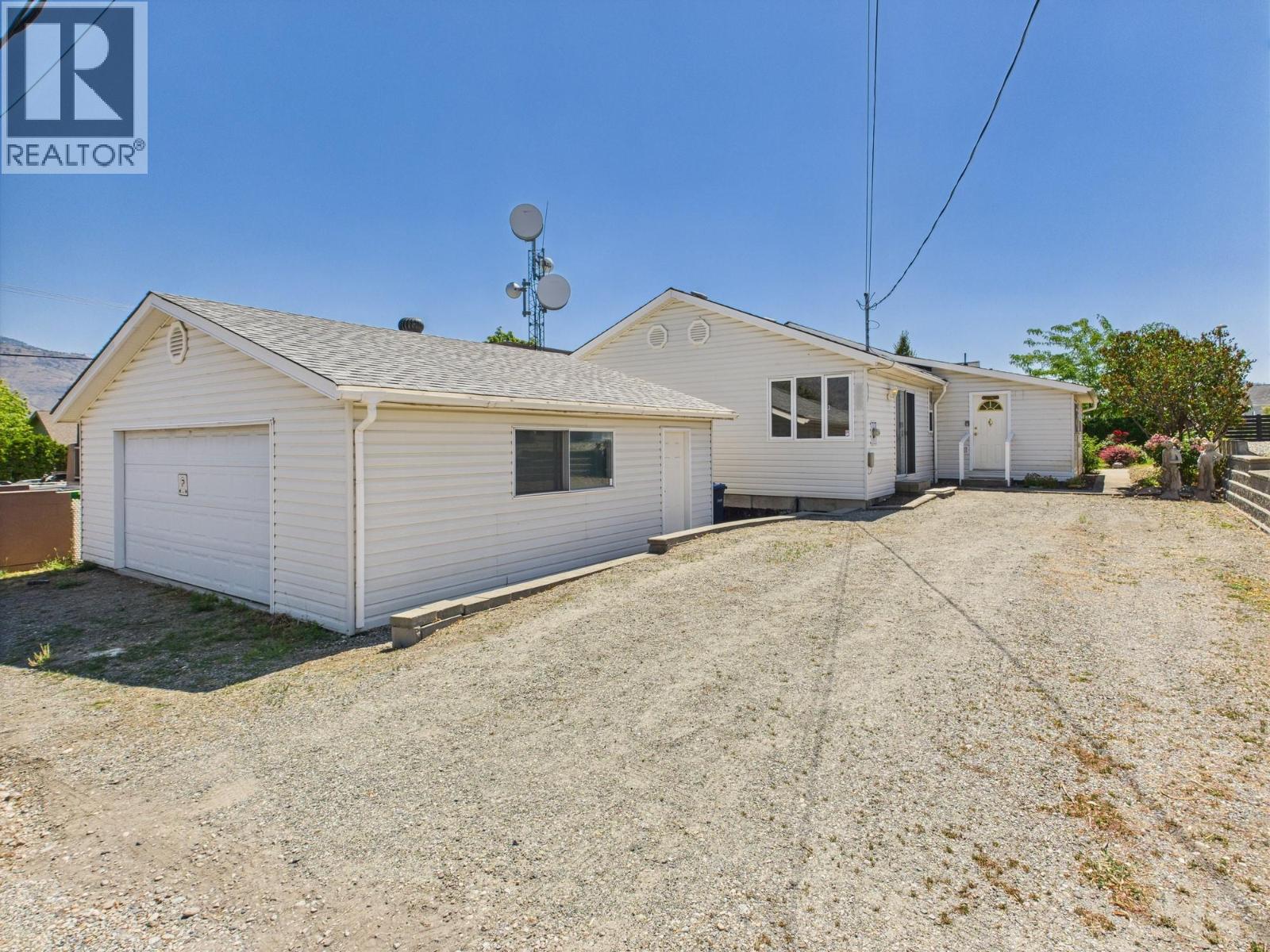 8704 74 Avenue, Osoyoos, BC V0H 1V1