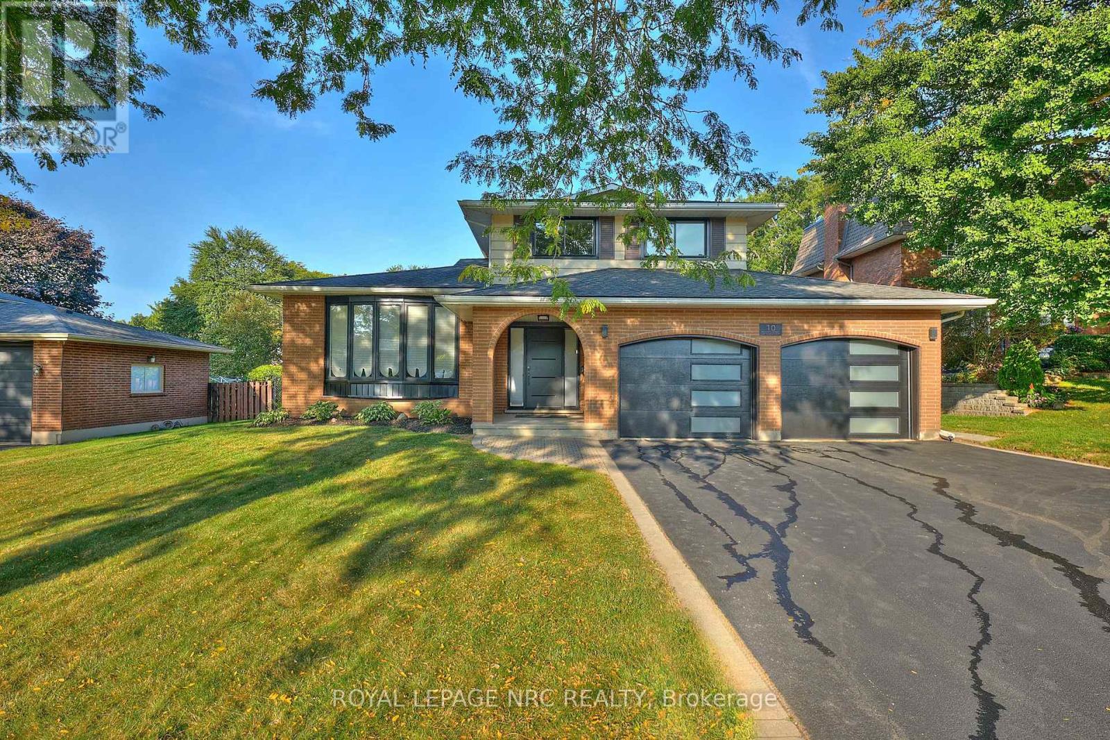 10 Willowdale Ct, Pelham, ON L0S 1E2