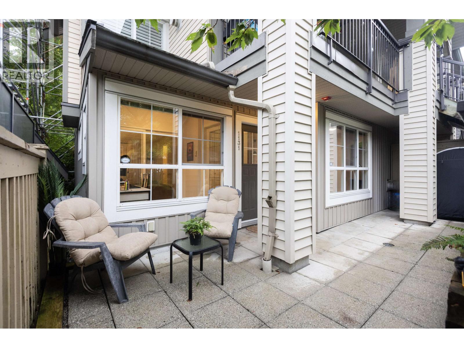 1131 Ross Rd, North Vancouver, BC V7K 1C6