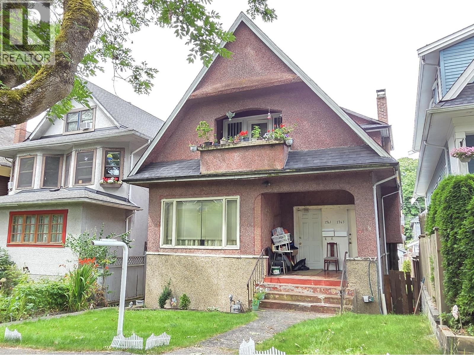 1761 William St, Vancouver, BC V5L 2R5