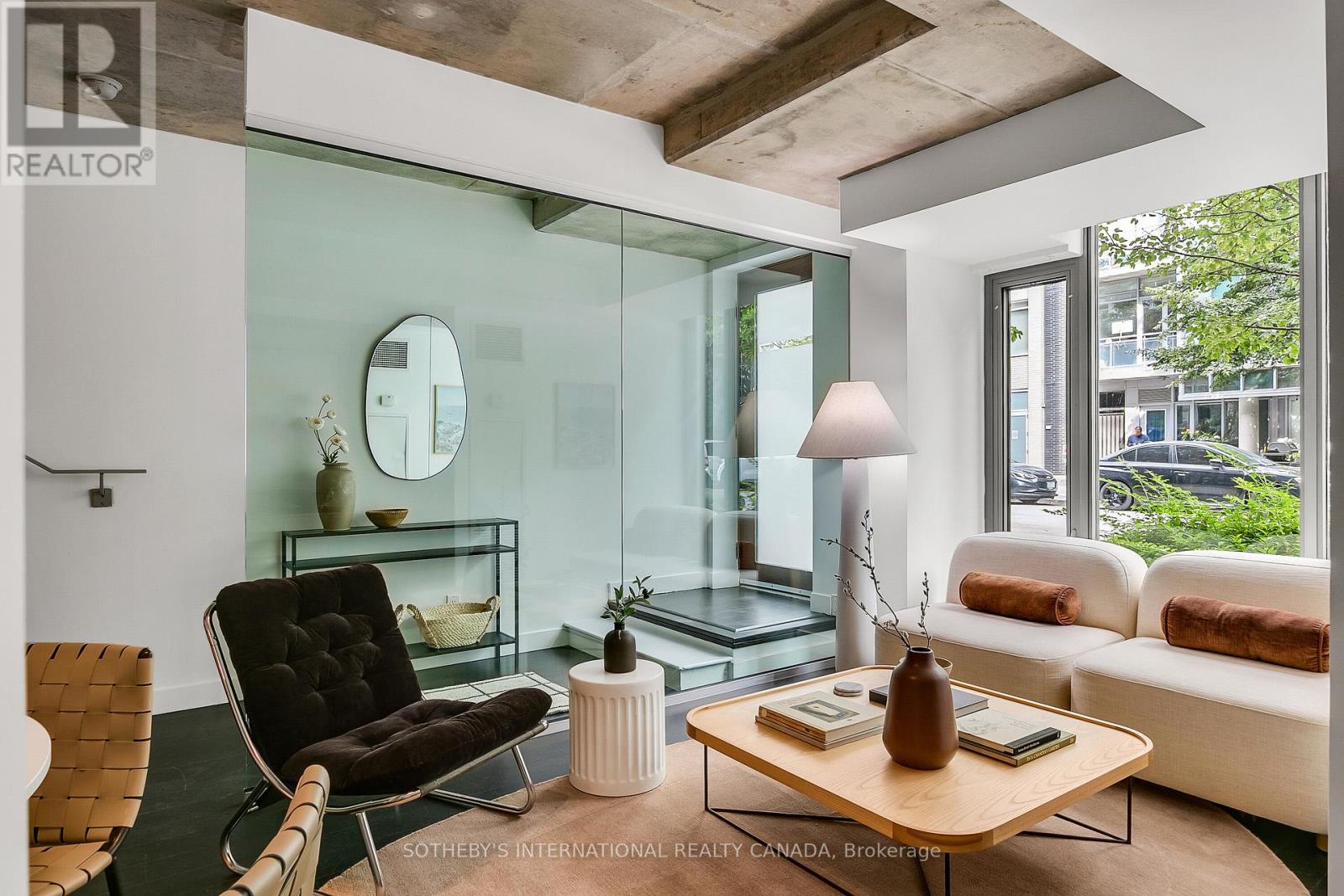 113 55 Stewart St, Toronto, ON M5V 2V8