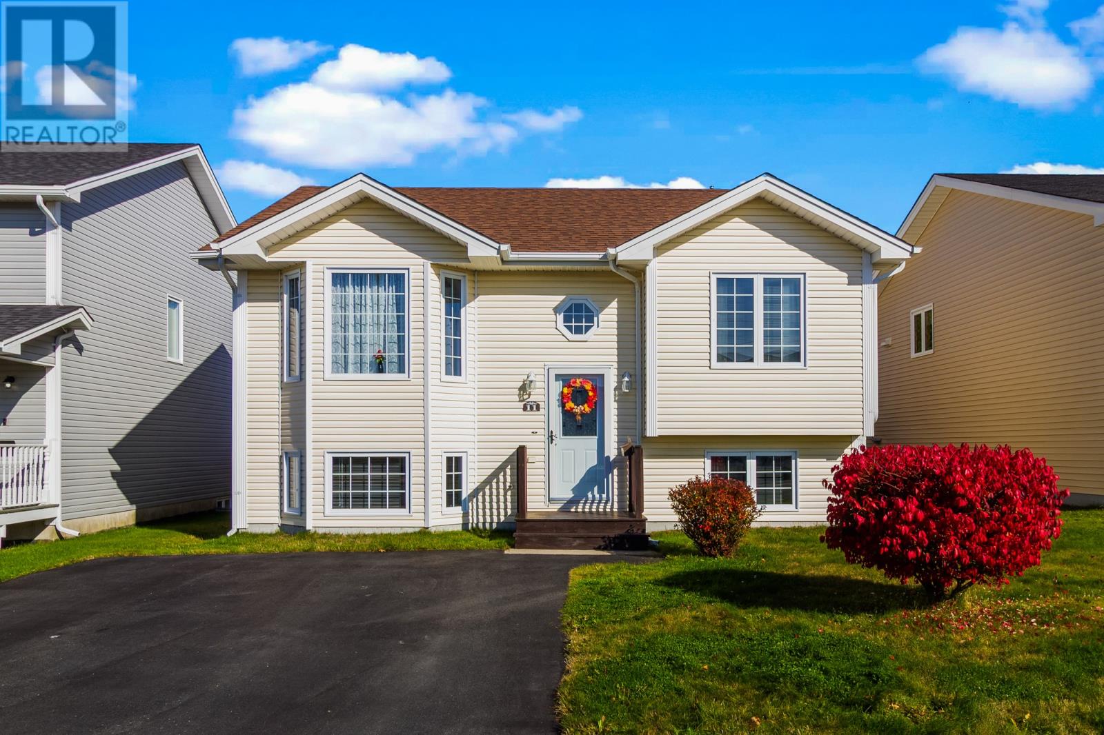 11 Long Beach St, St. John's, NL A1G 1X1