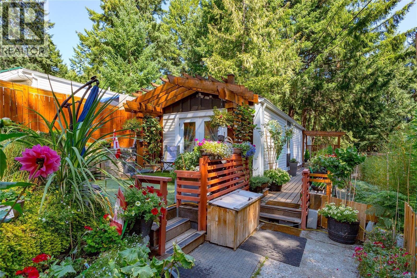 2500 Florence Lake Rd Unit 131 Rd, Langford, BC V9B 4H2