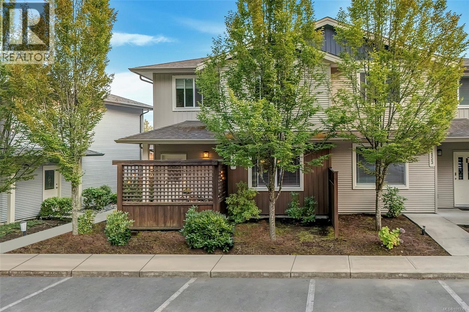 2153 Ridgemont Pl Unit 102 Pl, Nanaimo, BC V9T 0C8