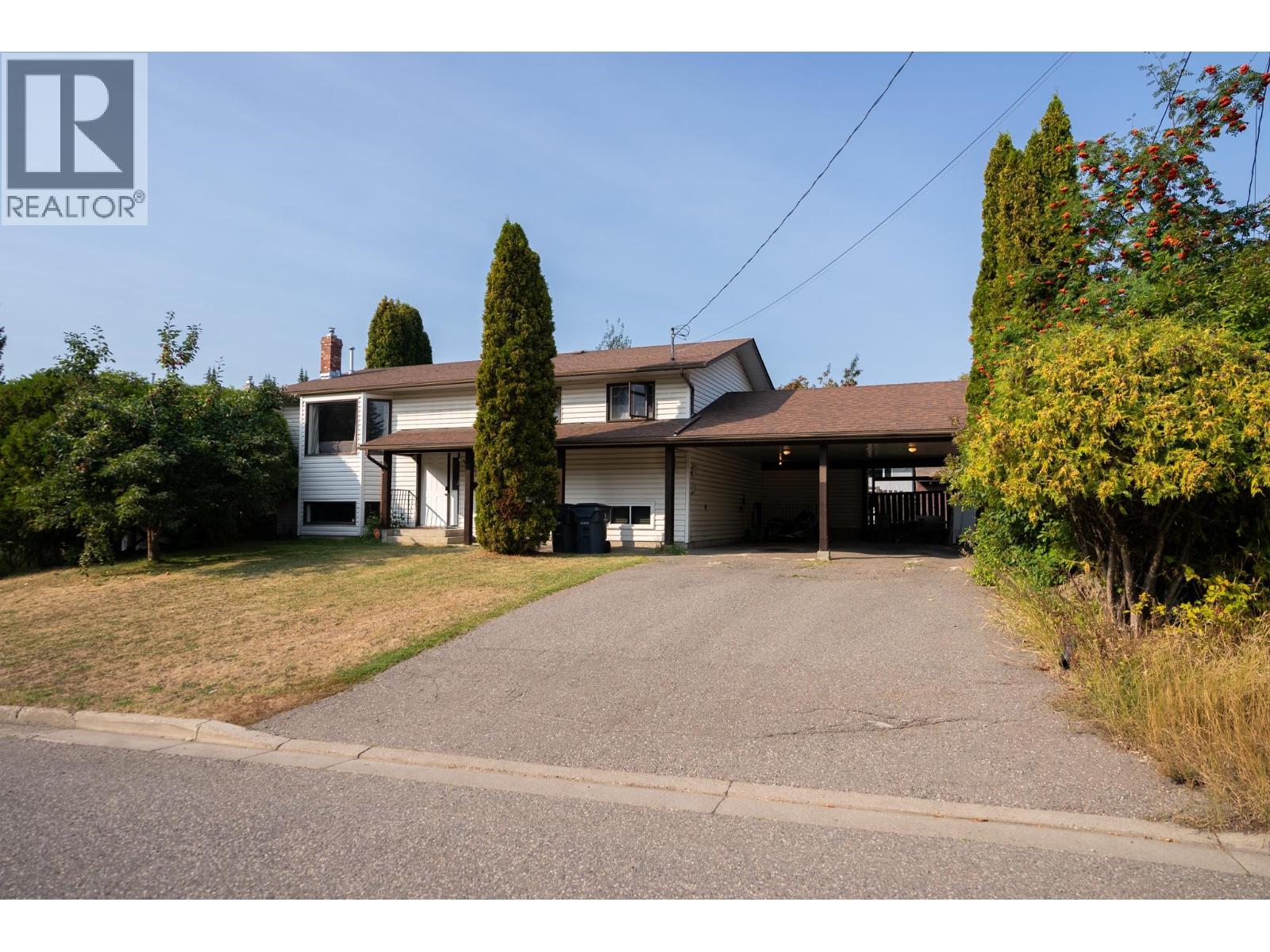 2724 Petersen Rd, Prince George, BC V2N 1P2
