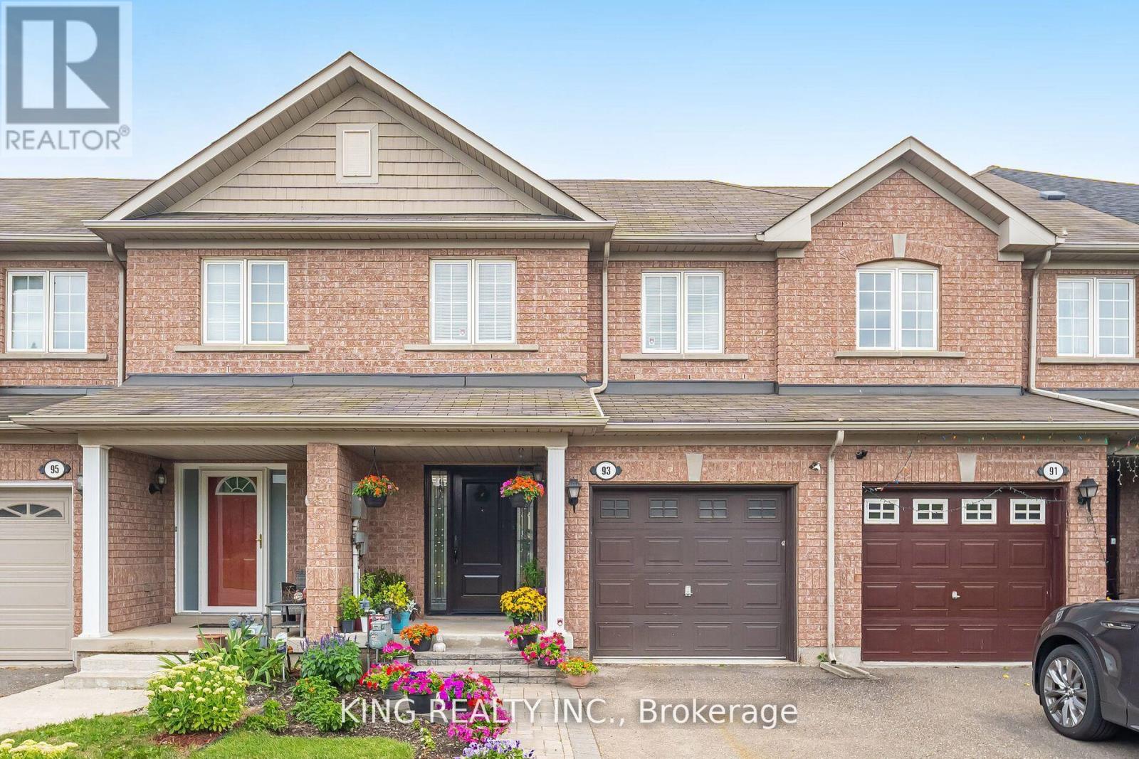 93 Crystal Glen Cres, Brampton Credit Valley, ON L6X 0K7