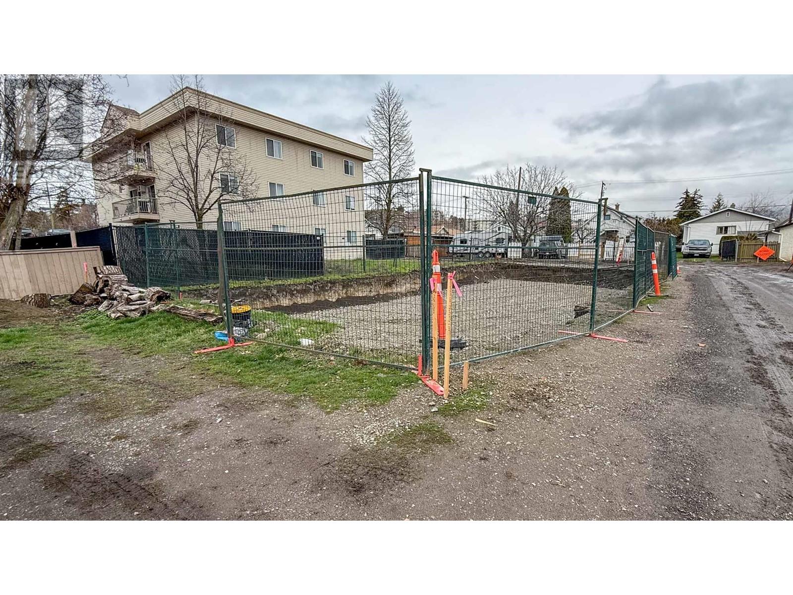 39a Street, Vernon, BC V1T 6J5