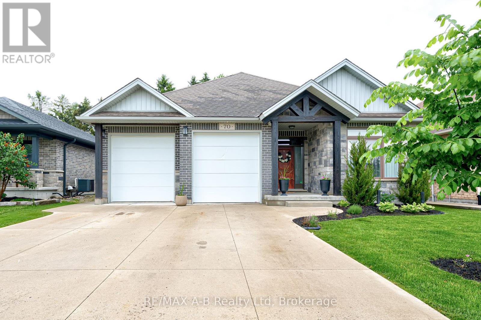 70 Gerber Dr, Perth East, ON N0K 1M0