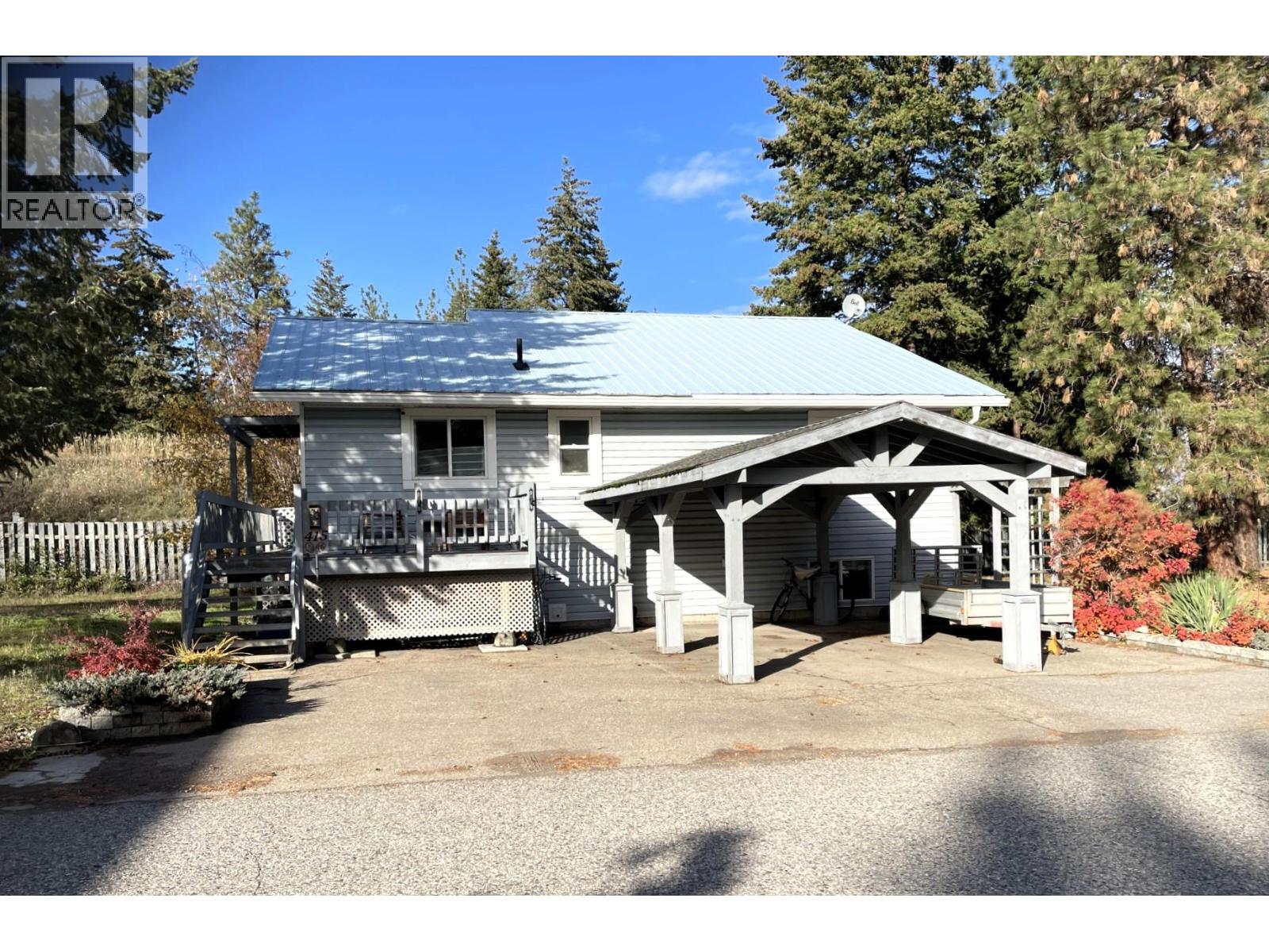 415 Hummingbird Ave, Vernon, BC V1H 2A1