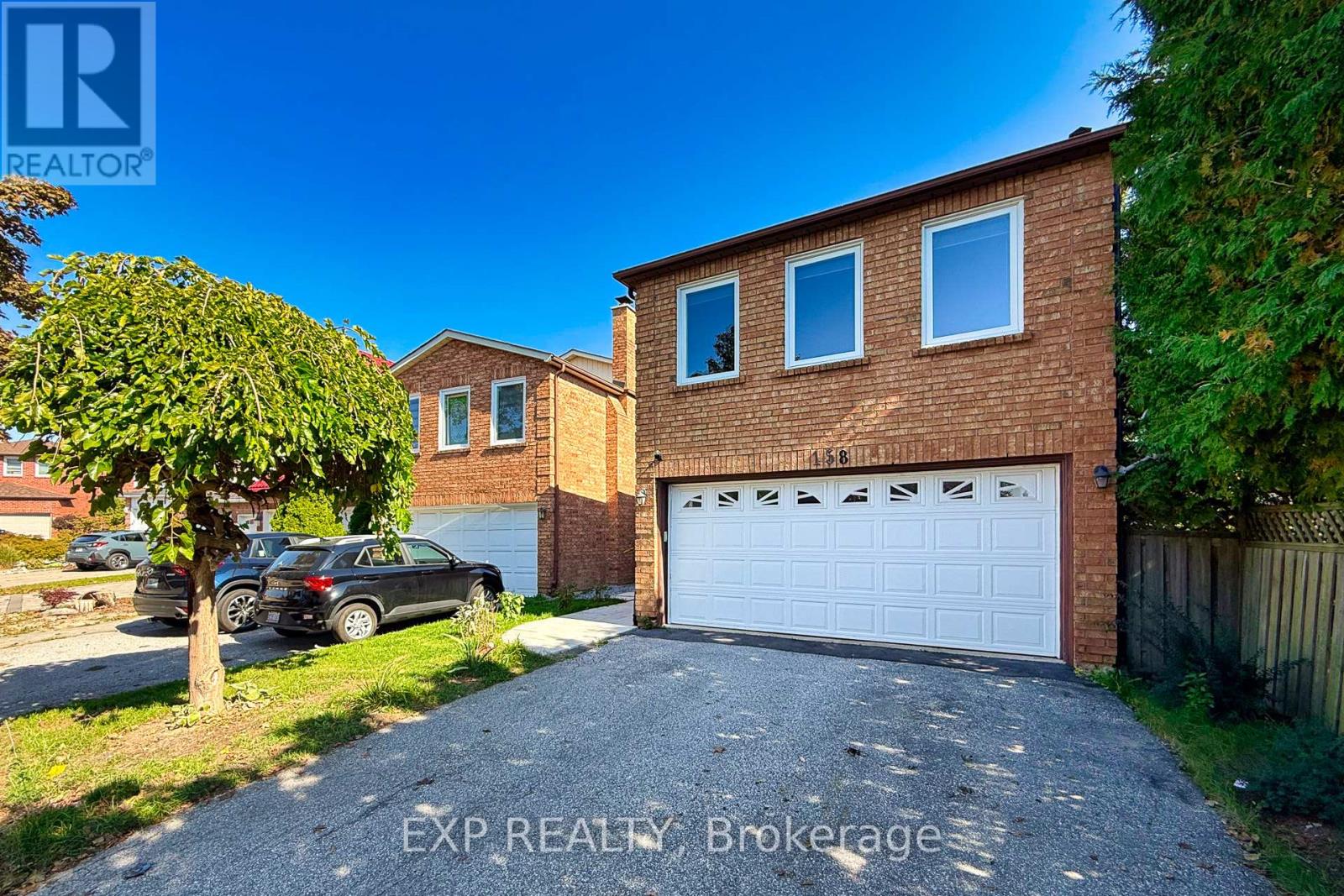 158 Millcroft Way, Vaughan, ON L4J 6P6