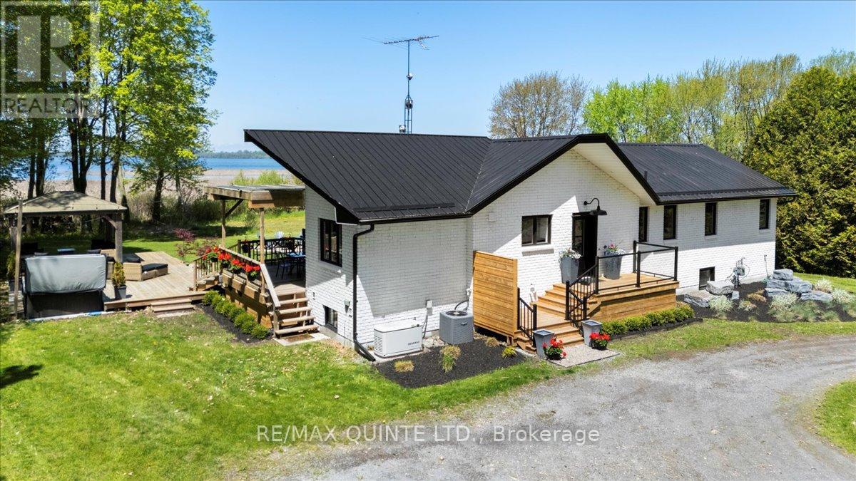 1406 County Road 12, Prince Edward County Hallowell Ward, ON K0K 2T0