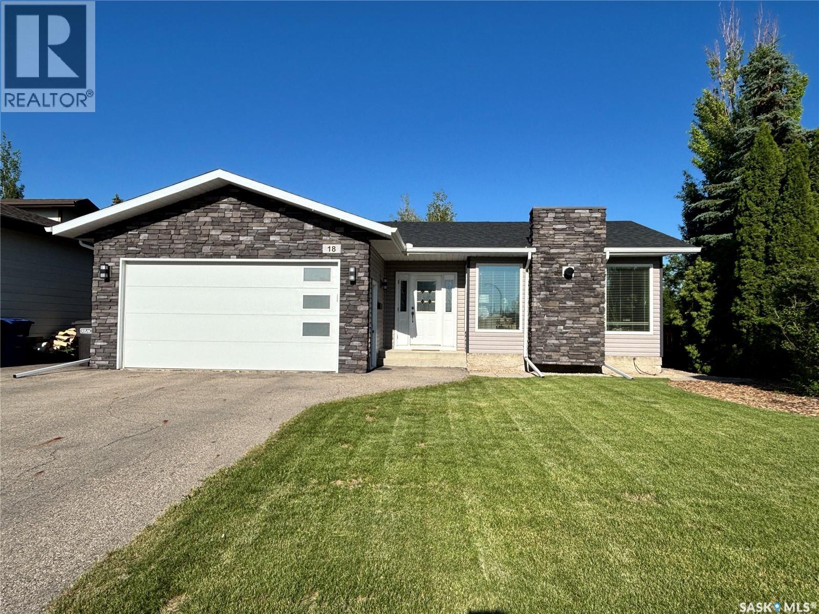 18 Dust Cres, Humboldt, SK S0K 2A0
