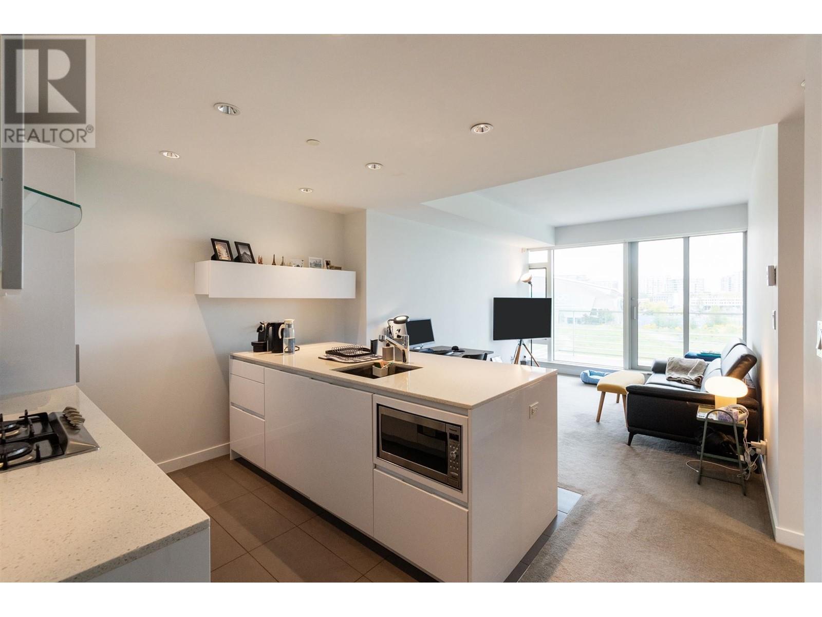 5111 Brighouse Way Unit 403, Richmond, BC V7C 0A6