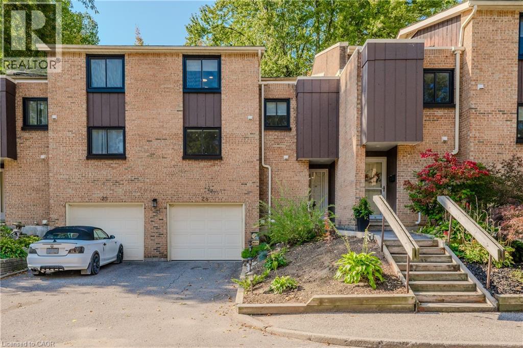 220 Salisbury Avenue Unit 28, Cambridge, ON N1S 1K5