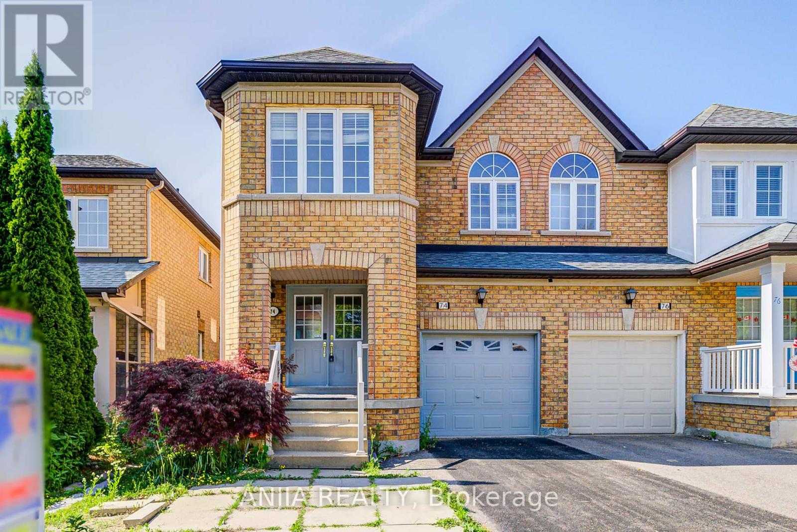 74 Weatherill Rd, Markham, ON L6C 2P5