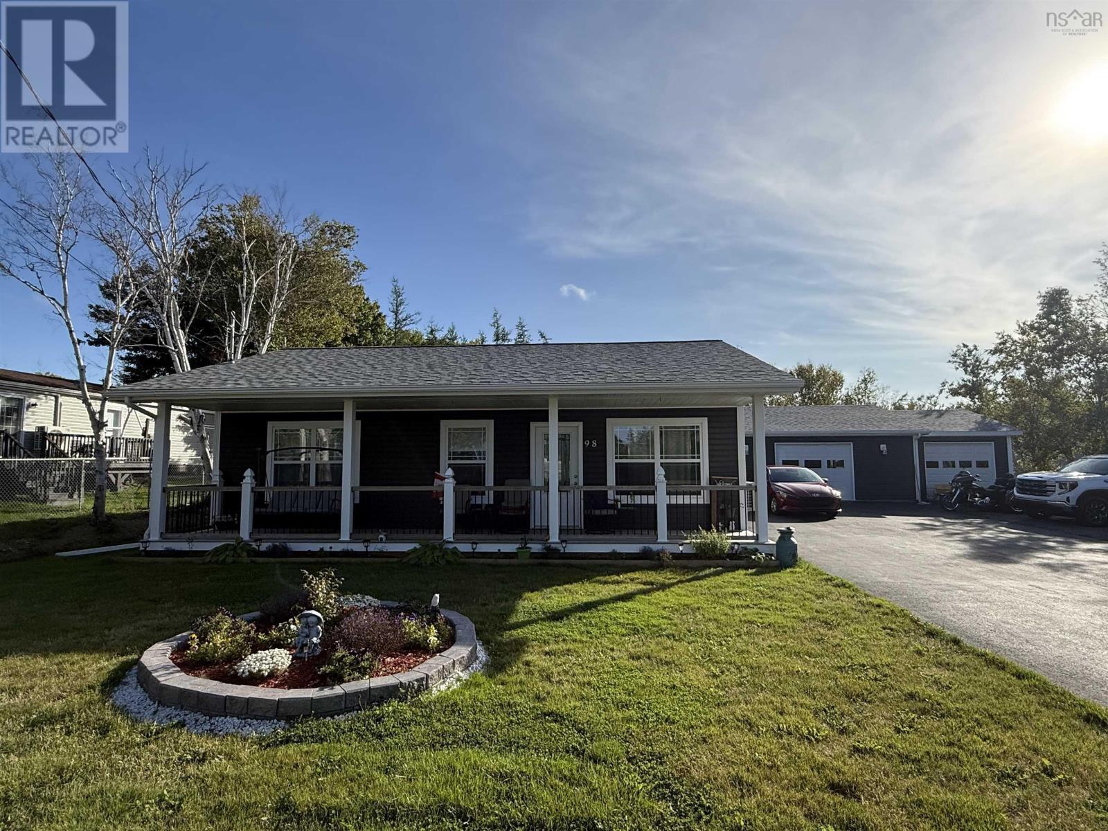 98 Daley Rd, New Victoria, NS B1H 4Z8
