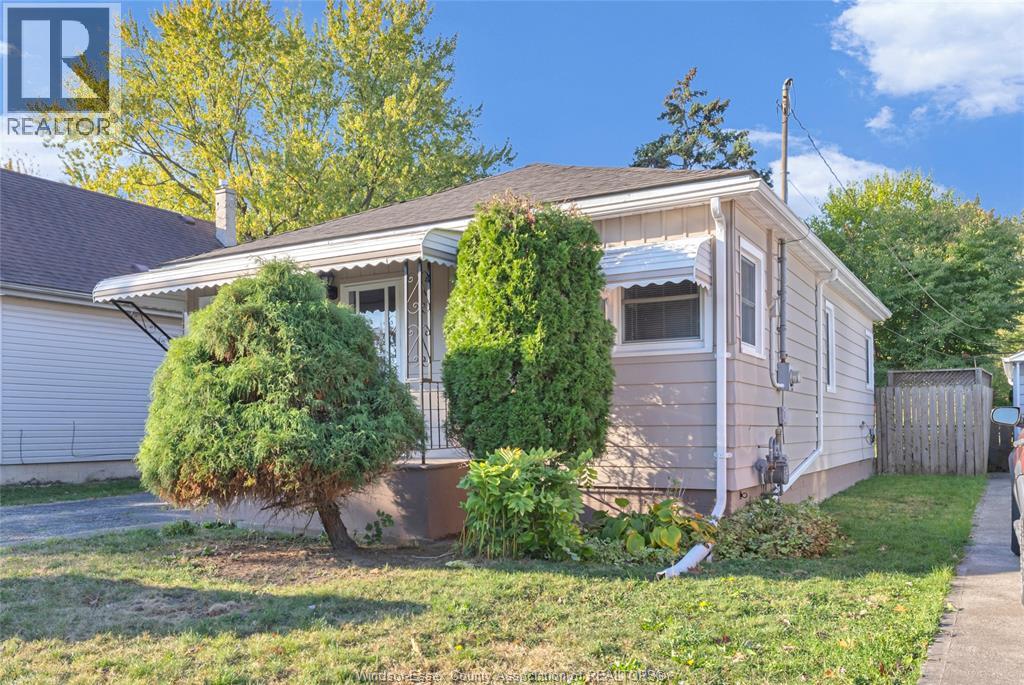 1575 Buckingham, Windsor, ON N8T 2A3