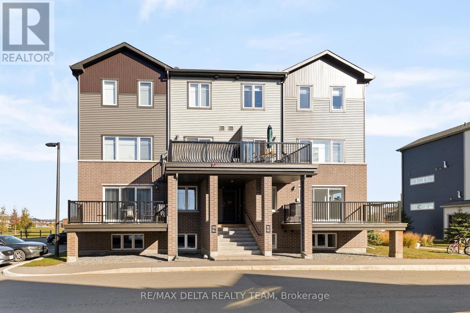 706 Amberwing Private A, Ottawa, ON K4A 5H5