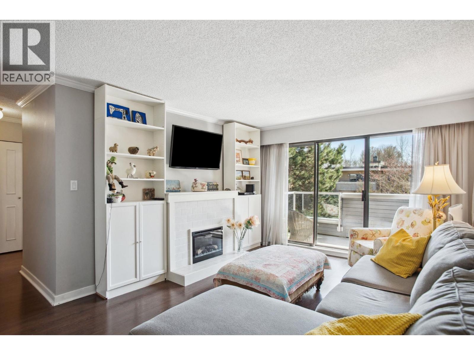 2885 Spruce Street Unit 305, Vancouver, BC V6H 2R4