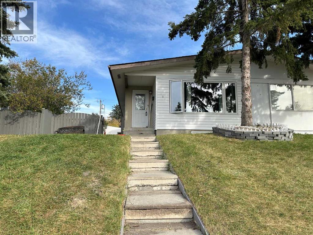 121 Huntford Close NE, Calgary, AB T2K 3Y7