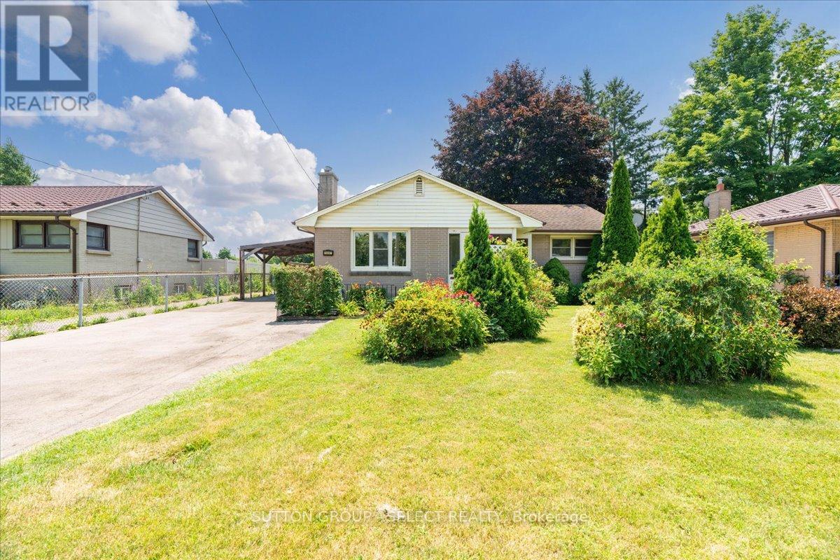 1697 Moffatt Ave, London East East H, ON N5W 2A2