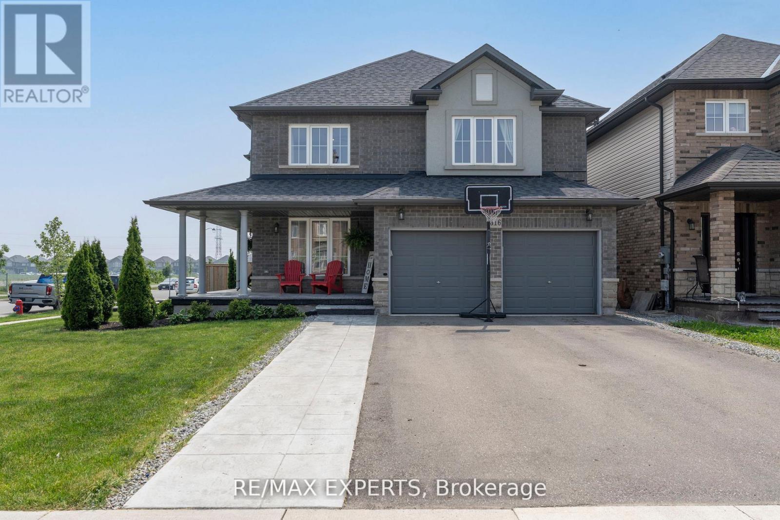316 Dalgleish Trl, Hamilton, ON L0R 1P0