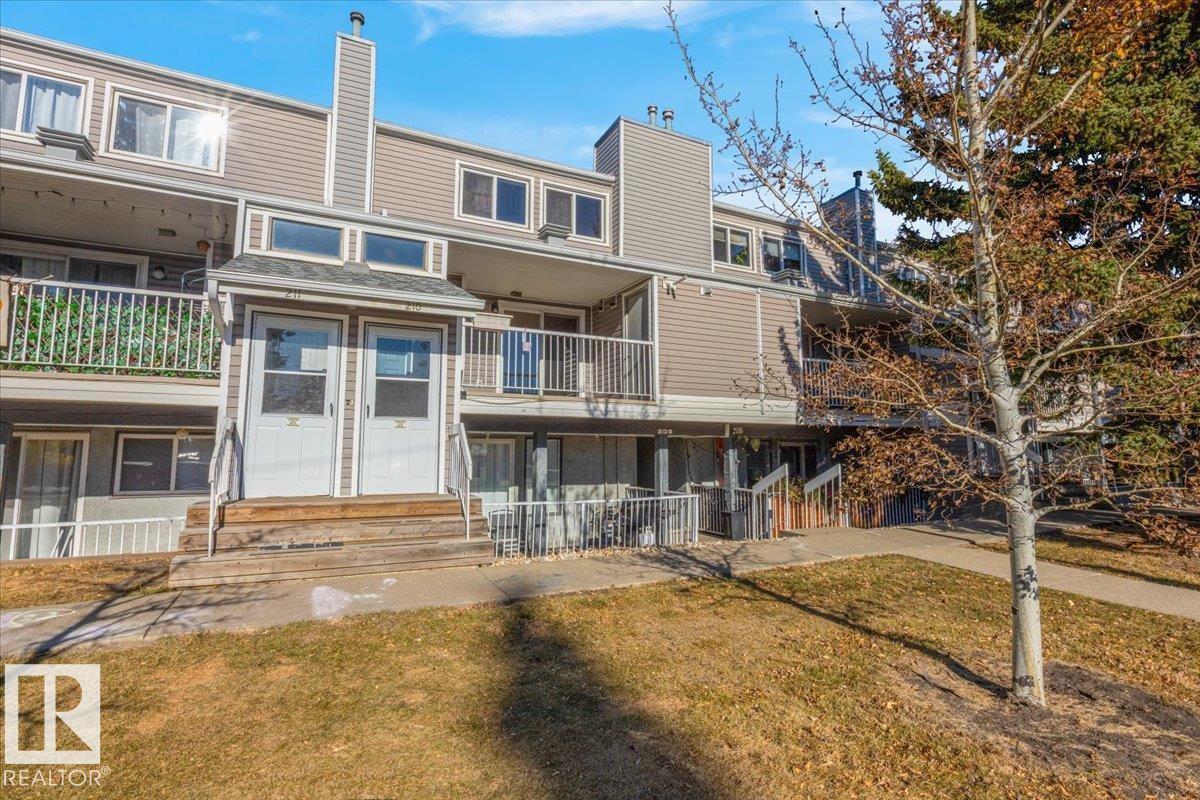 10404 24 Ave Nw #210, Edmonton, AB T6T 4J7