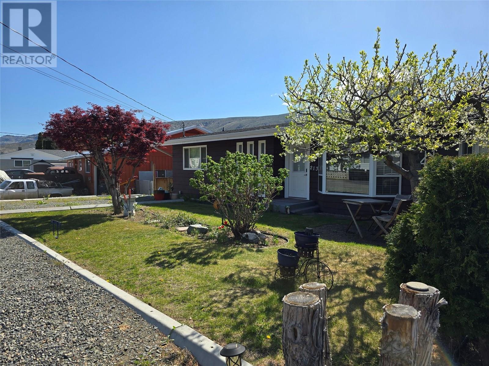213 Ash St, Ashcroft, BC V0K 1A0